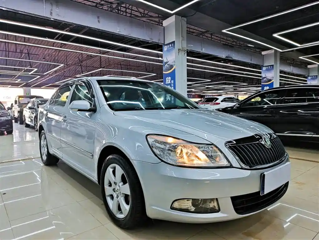 Octavia 明锐 2010款 1.4 TSI DSG逸俊版