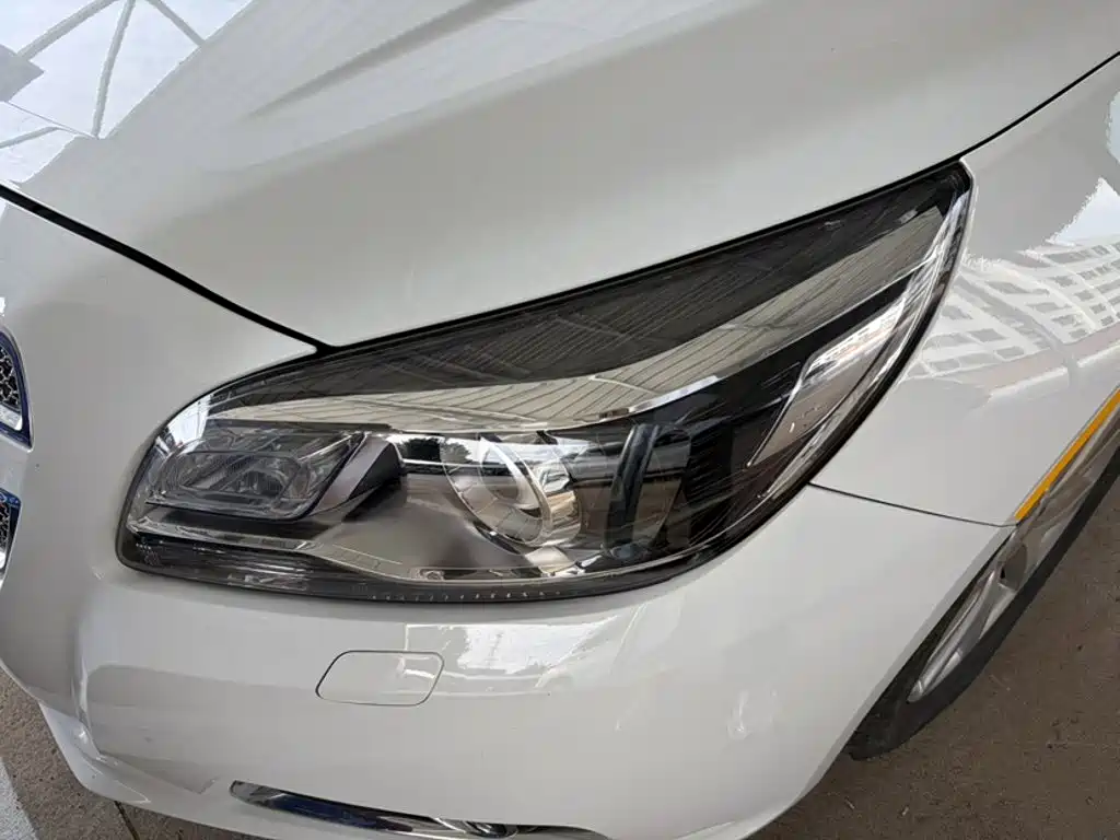 Malibu 2.0 L Auto Luxury