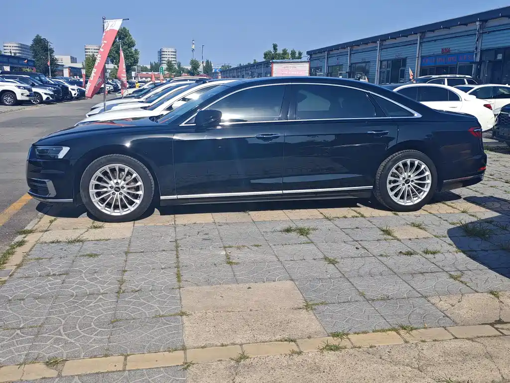 Audi A8 A8 L 50 TFSI quattro Comfort Collector