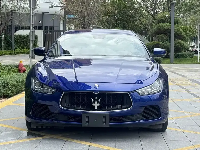 Maserati Ghibli 3.0 T Standard