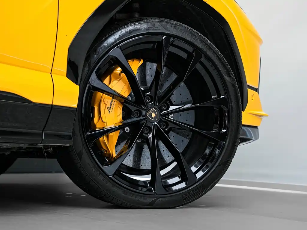Urus 4.0 T V8 S