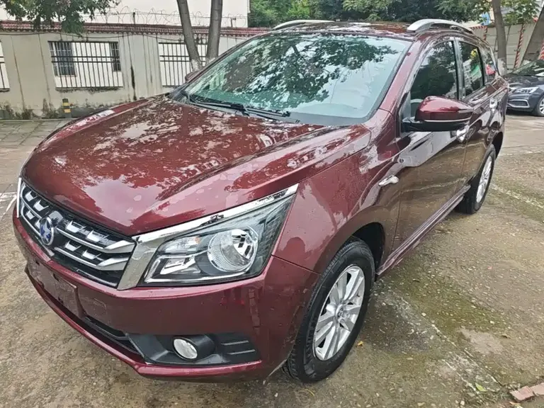 Venucia T70 1.6 L Manual Wise Travel