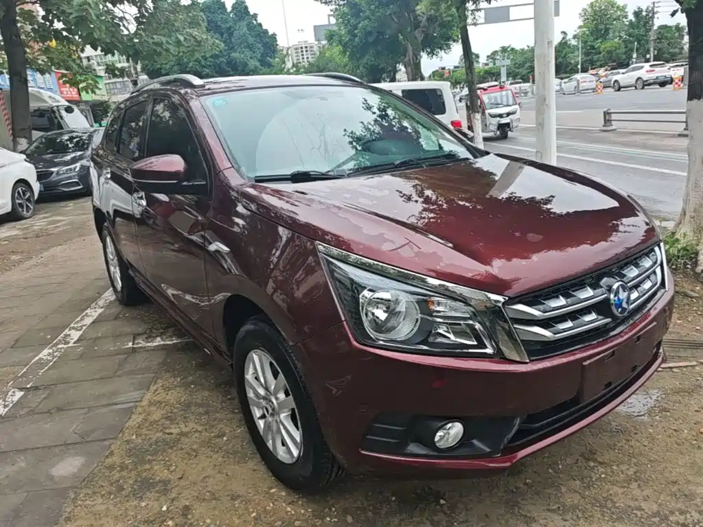 Venucia T70 1.6 L Manual Wise Travel