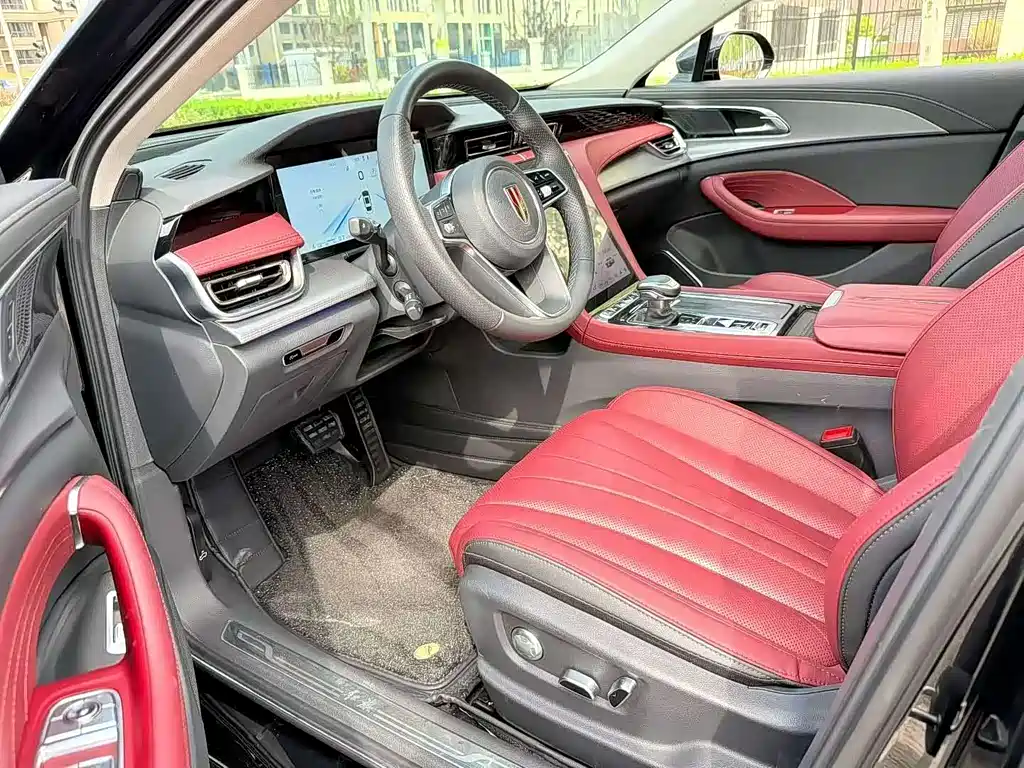 Hongqi H5 2.0 T Auto Connected Flagship