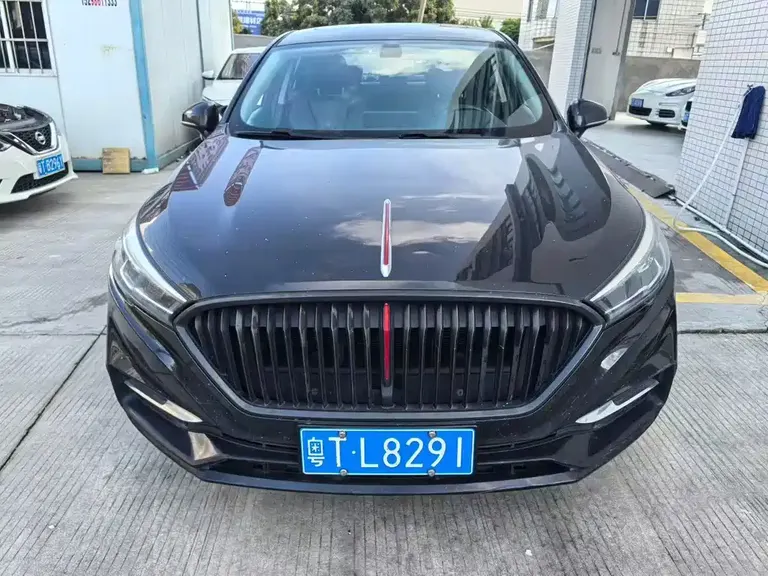 Hongqi H5 1.5 T DCT Flagship Charm