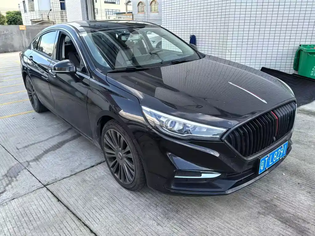 Hongqi H5 1.5 T DCT Flagship Charm