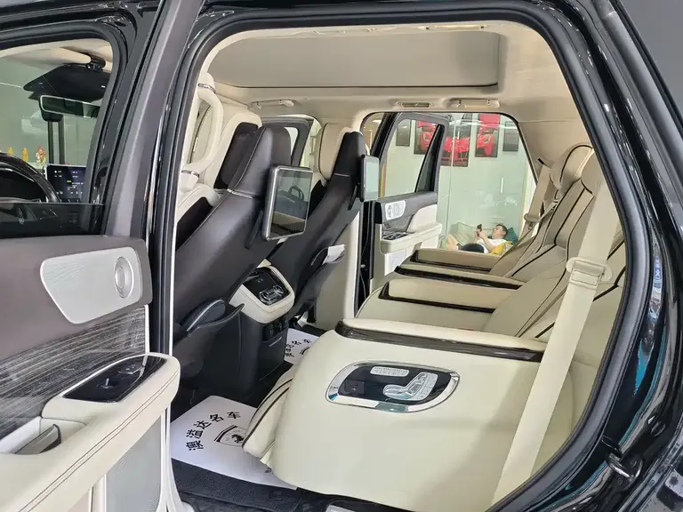 Lincoln Navigator 3.5 T President Series CN-VI