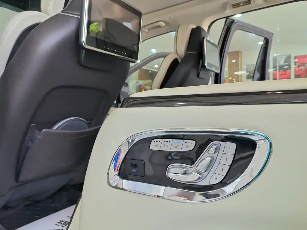 Navigator 3.5 T President Series CN-VI
