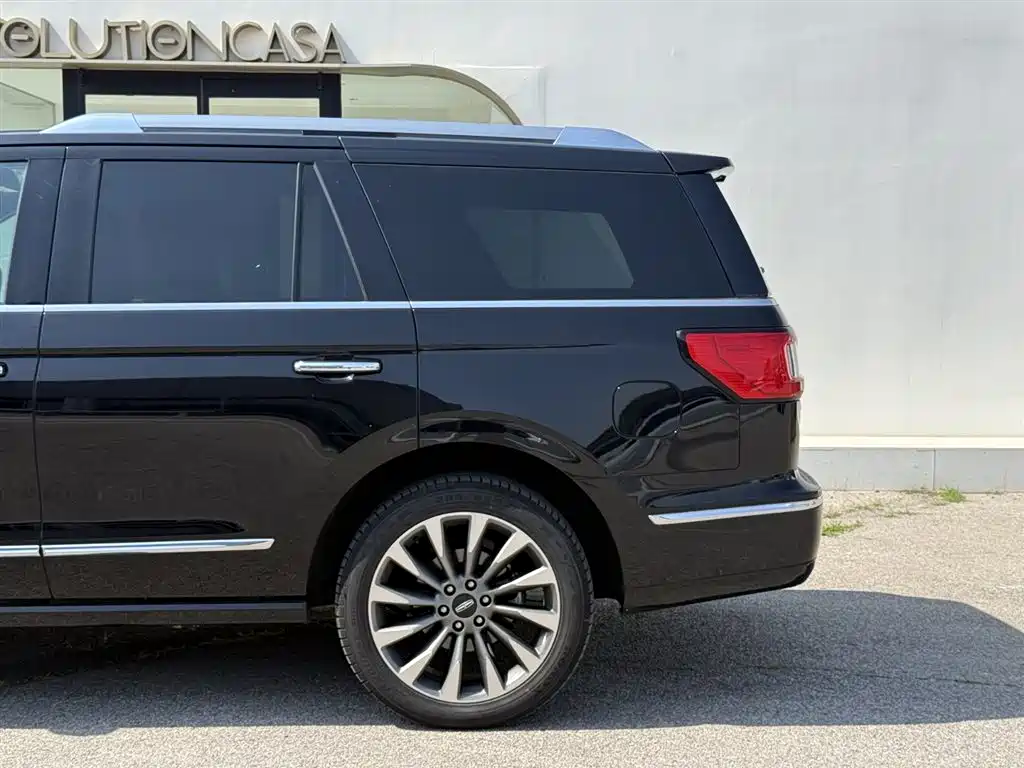 Navigator 3.5 T Honor Shine CN-VI