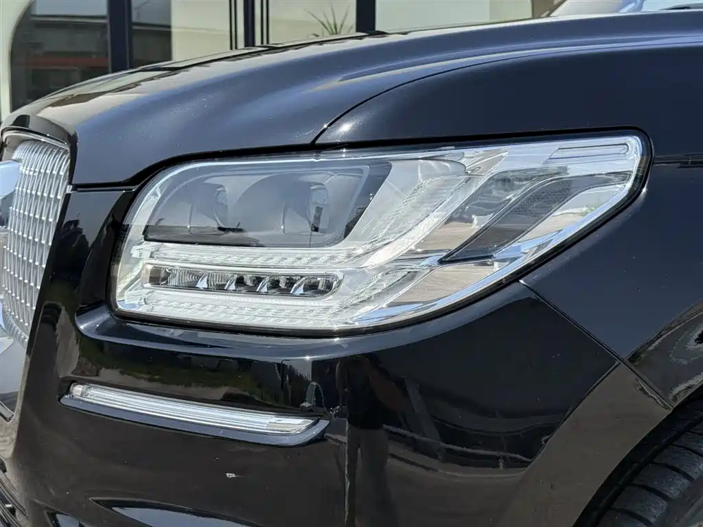 Navigator 3.5 T Honor Shine CN-VI