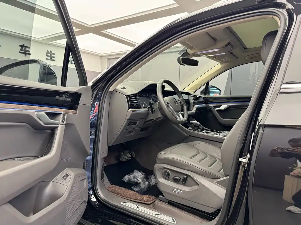 Touareg 3.0 TSI Sharp Edge CN-VI