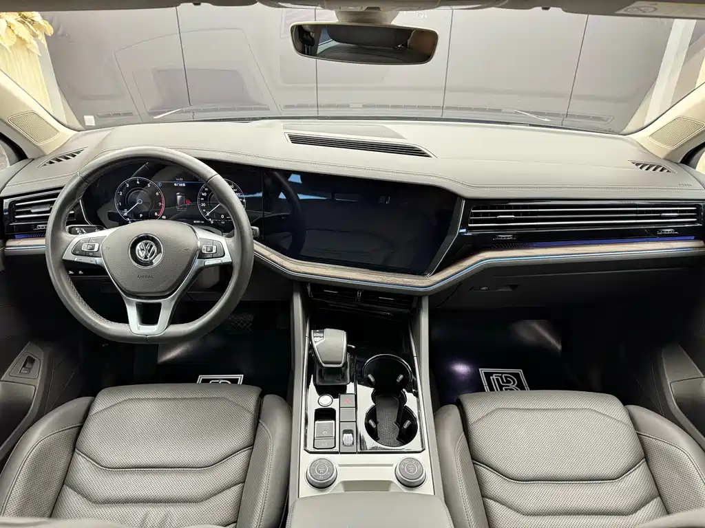 Touareg 3.0 TSI Sharp Edge CN-VI