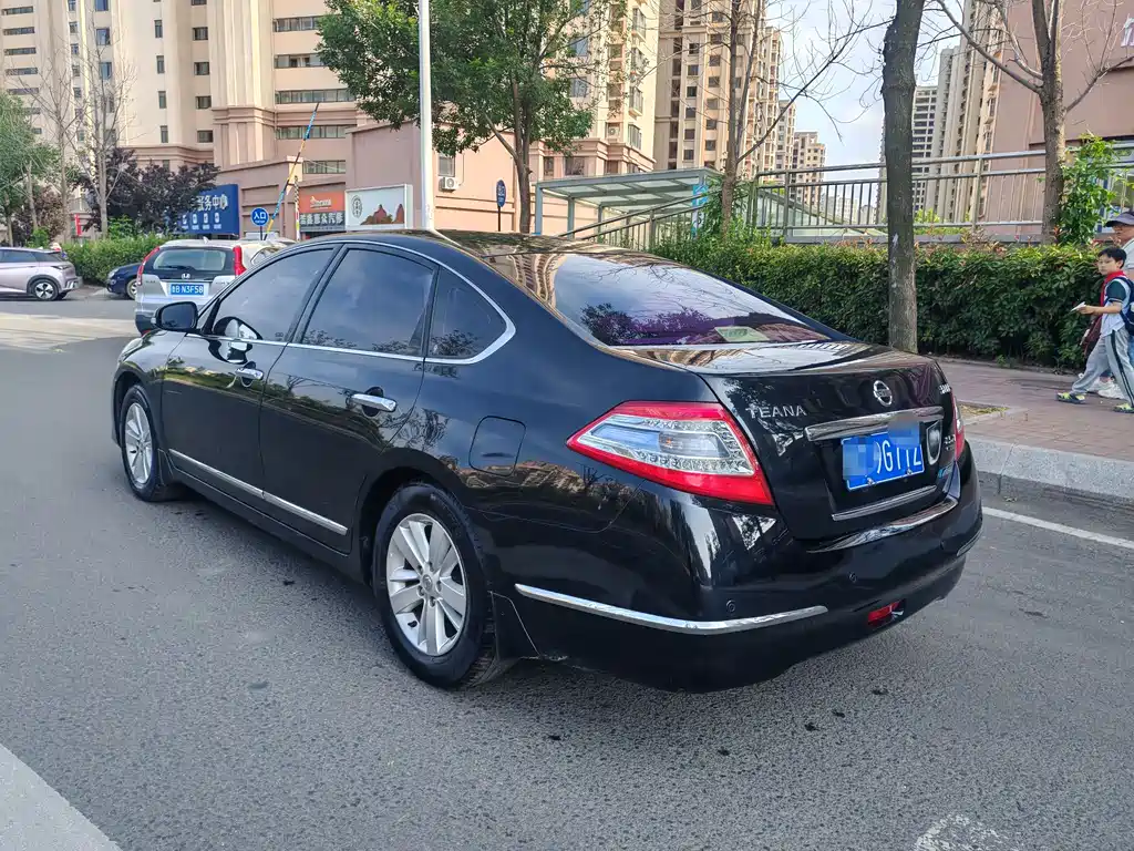 Teana 天籁 2011款 2.5 L XL-NAVI智领版