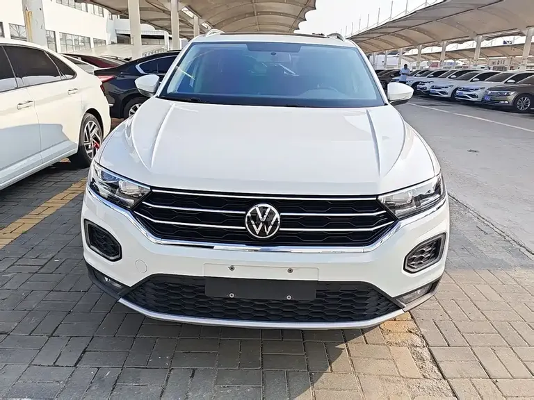 Volkswagen T-ROC 280 TSI DSG 2 WD Comfort Enjoyment Connected