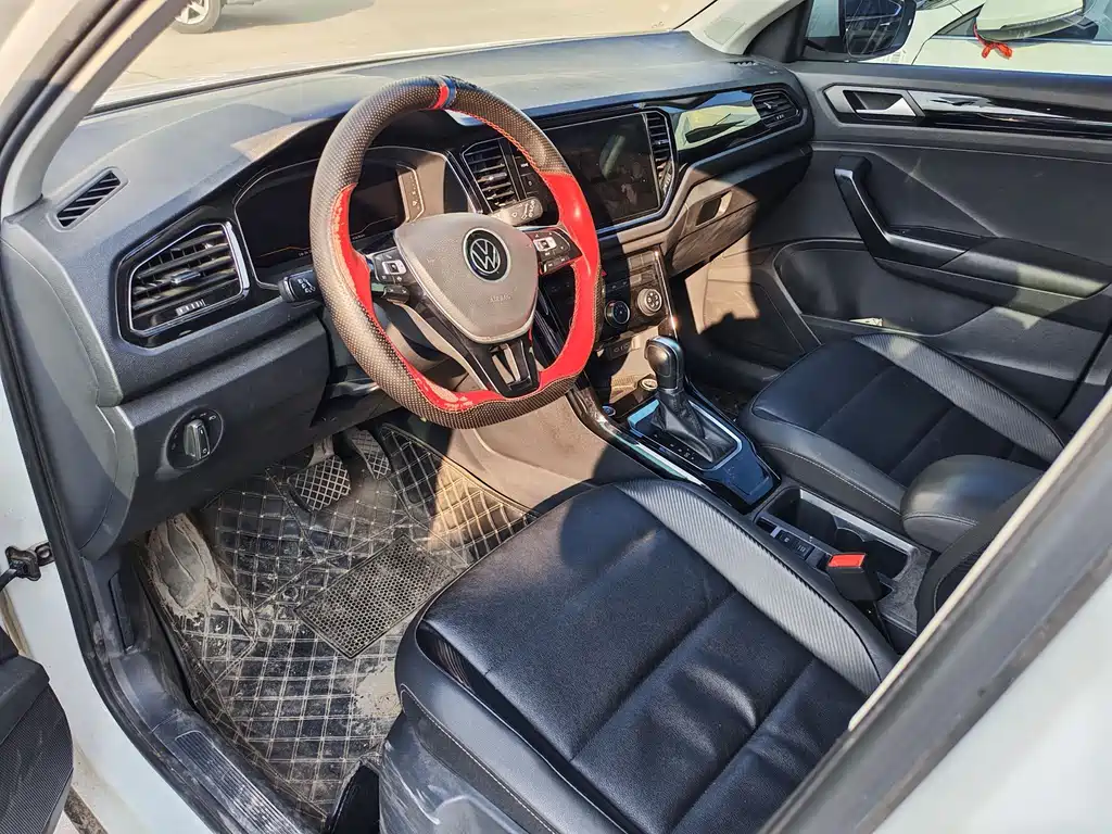 T-ROC 280 TSI DSG 2 WD Comfort Enjoyment Connected