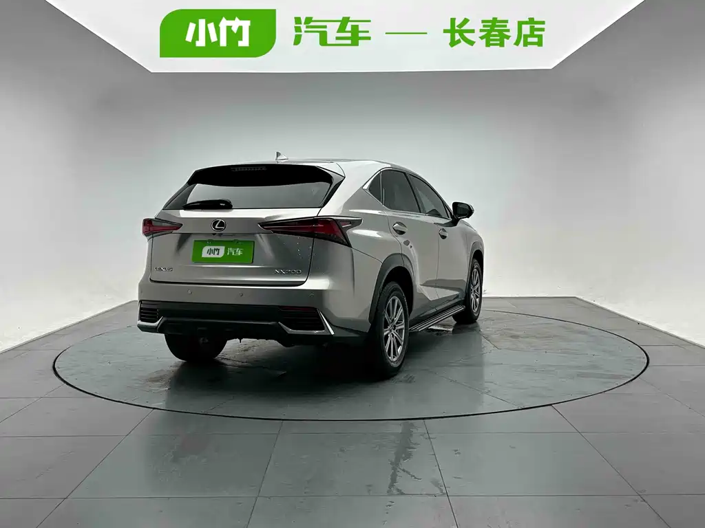 Lexus NX 200 FWD Sharp Travel CN-V