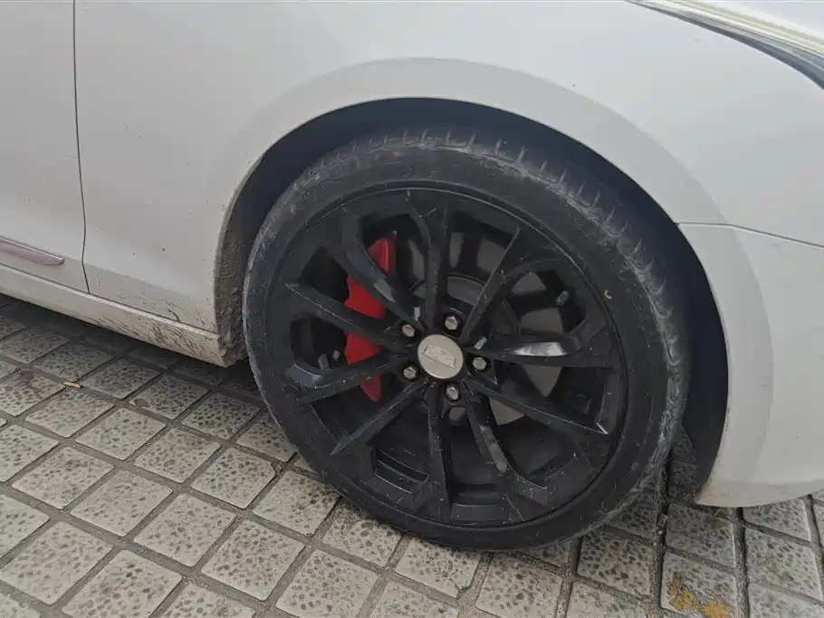 Cadillac ATS-L 28 T Fashion