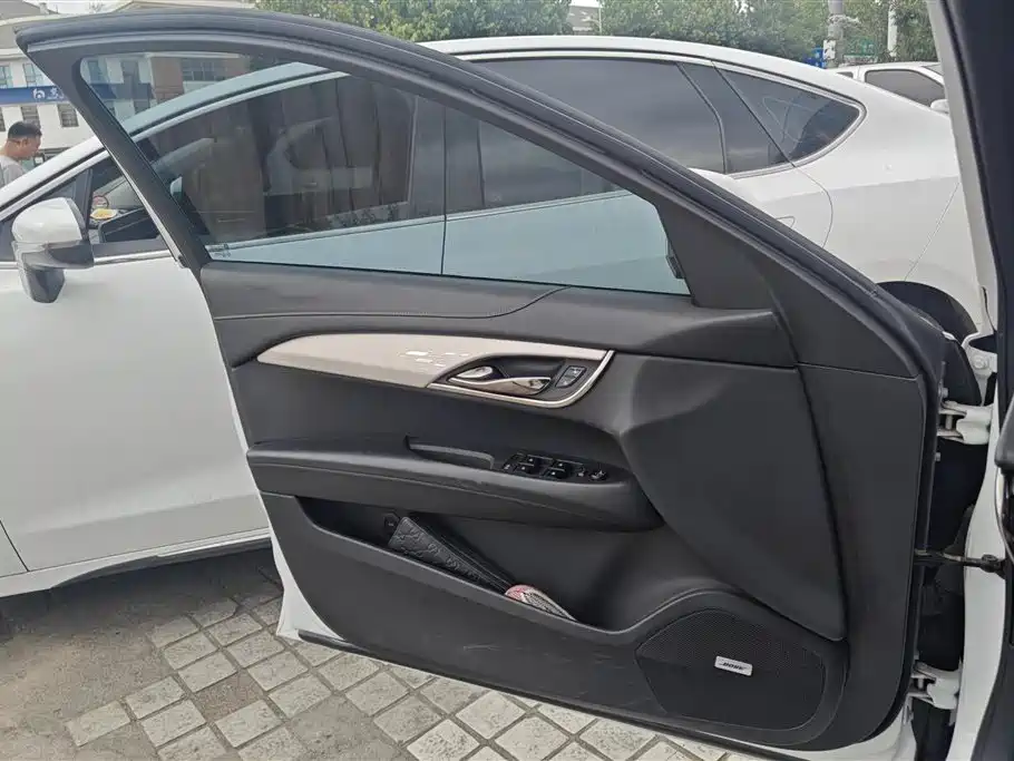 Cadillac ATS-L 28 T Fashion