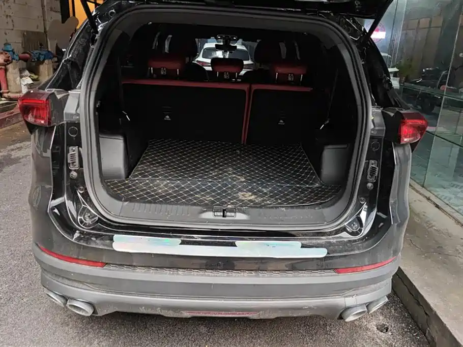 Jetour X70 PLUS Champion 1.5 T DCT Champion PRO 7-seat