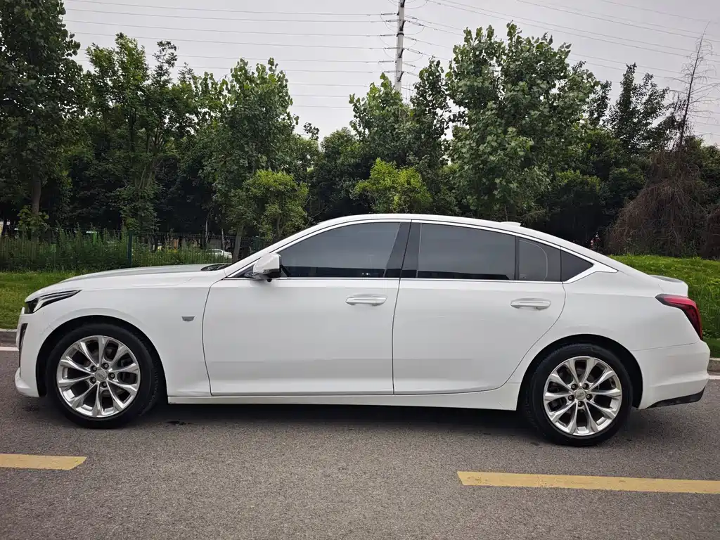 Cadillac CT5 Facelift 28 T Luxury