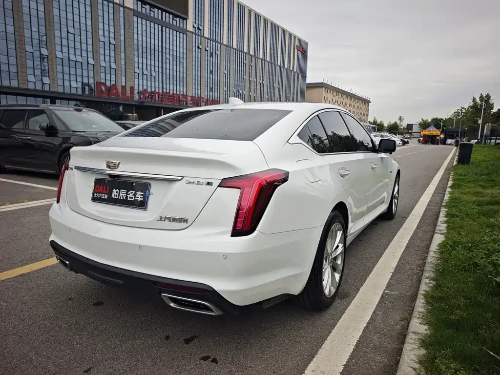 Cadillac CT5 Facelift 28 T Luxury