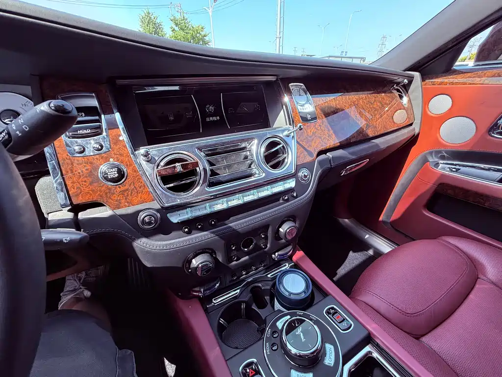 Ghost 6.6 T LWB Range