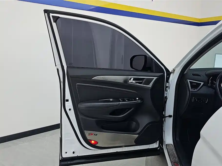 Changan CS75 Scirocco 1.5 T Auto Sharp