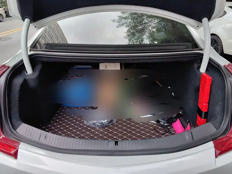 Cadillac XTS 28 T Tech