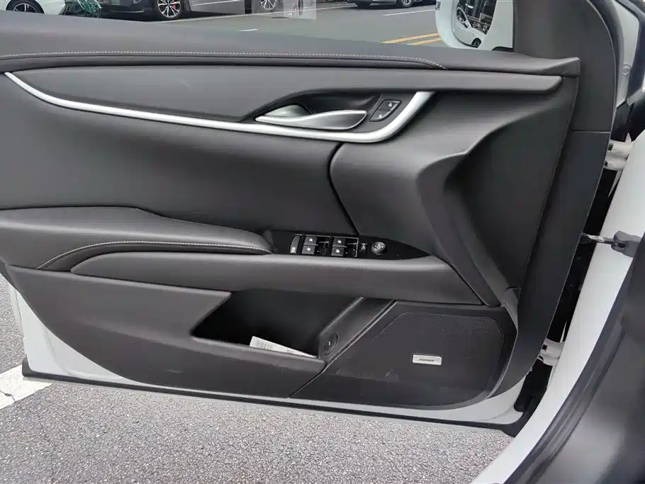 Cadillac XTS 28 T Tech