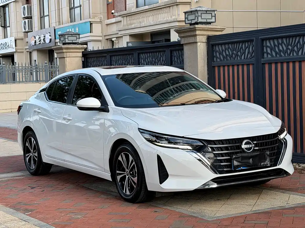 Sylphy Facelift 1.6 L CVT Joy