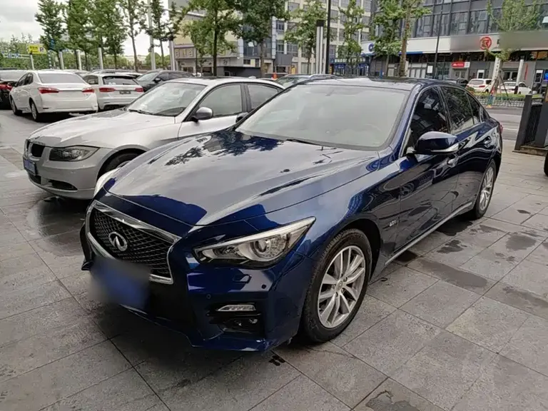 Infiniti Q50 L 2.0 T Joy