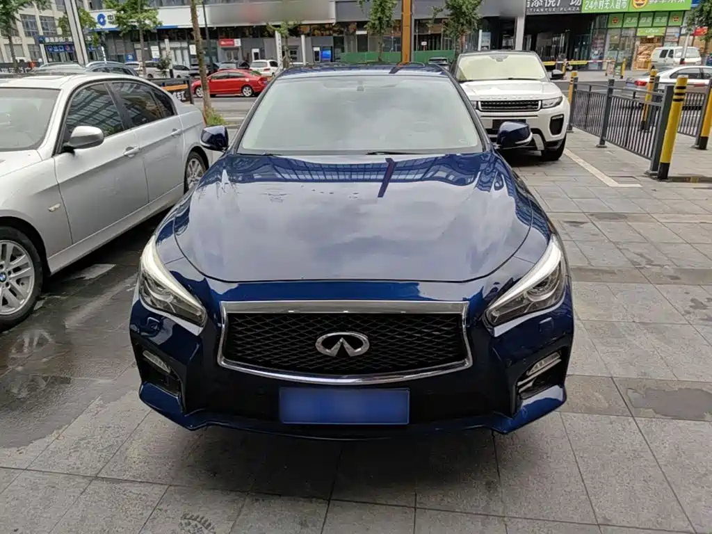 Infiniti Q50 L 2.0 T Joy