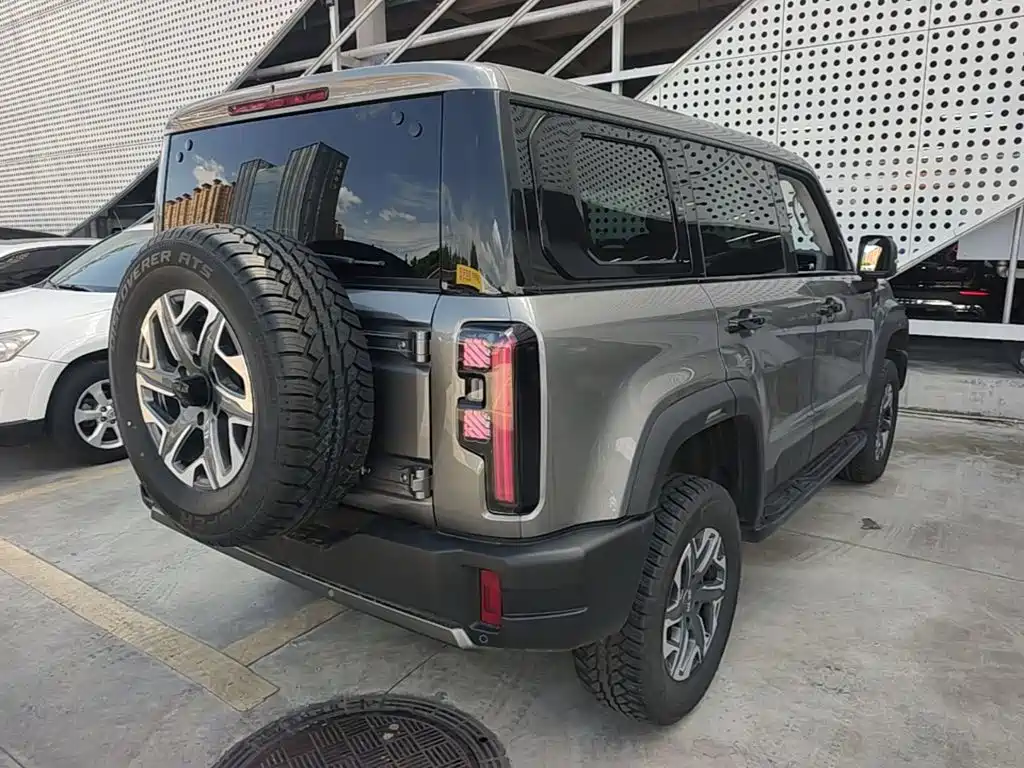 BAIC BJ40 2.0 D New Blade Hero Cross