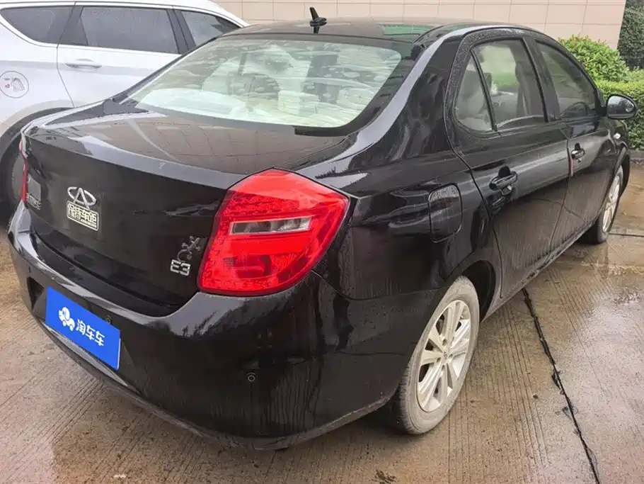 Chery E3 奇瑞E3 2013款 1.5 L 手动风尚型