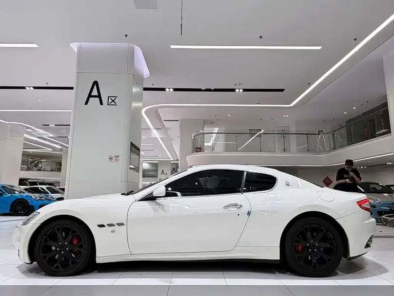 Maserati GranTurismo GranTurismo 2016款 4.2 L 自动