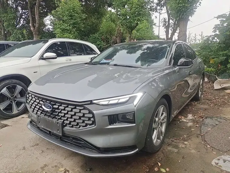 Ford Mondeo Facelift EcoBoost 245 Luxury