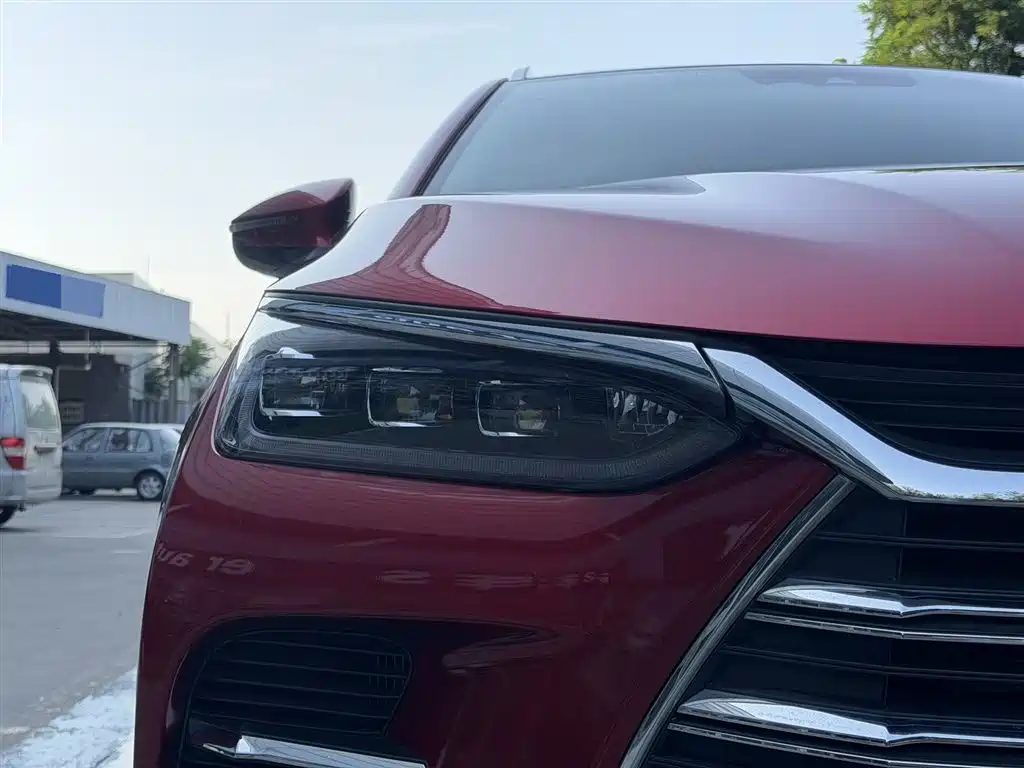 Tang NEV DM 2.0 T Full-time 4 WD Connected Creative Enjoyment 7-seat CN-V