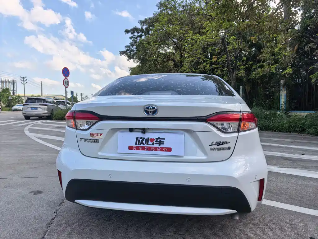 Levin Dual Engine 1.8 H E-CVT Progressive