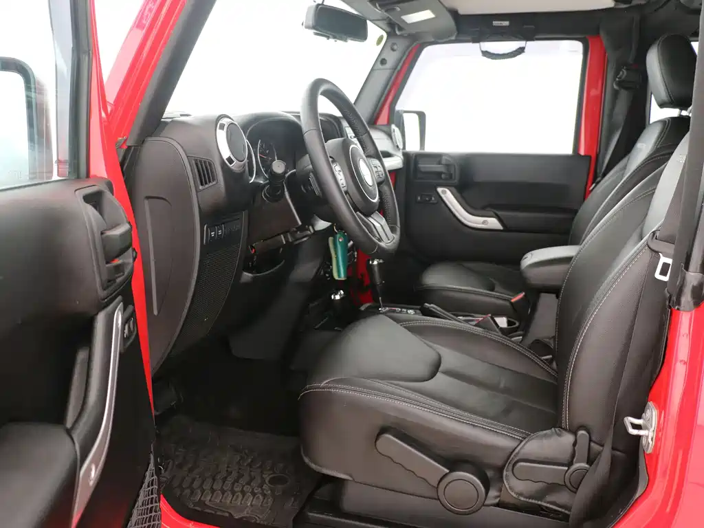 Wrangler 3.6 L Rubicon 2-door Comfort Enjoyment