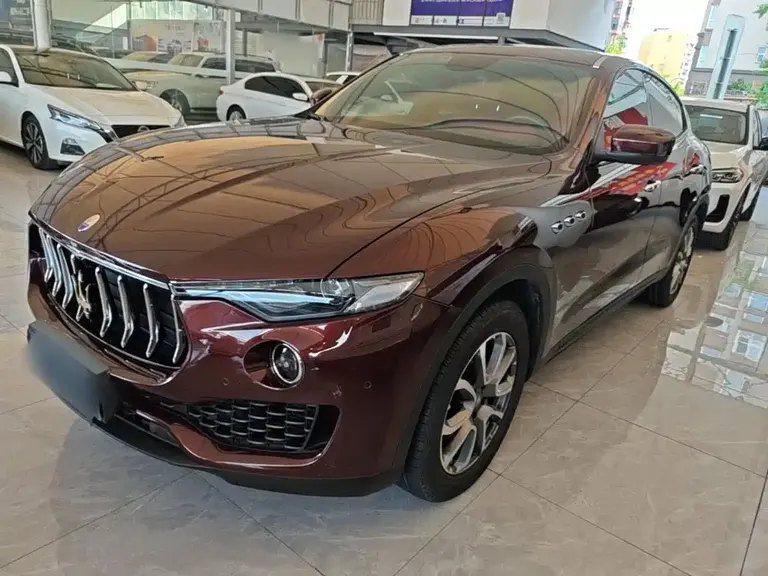 Maserati Levante 3.0 T Standard
