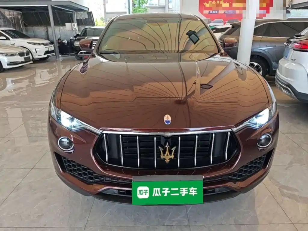 Levante 3.0 T Standard