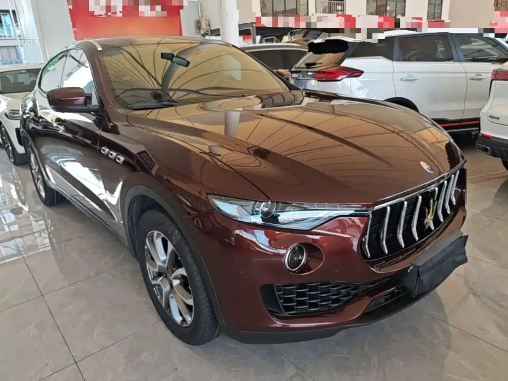 Levante 3.0 T Standard