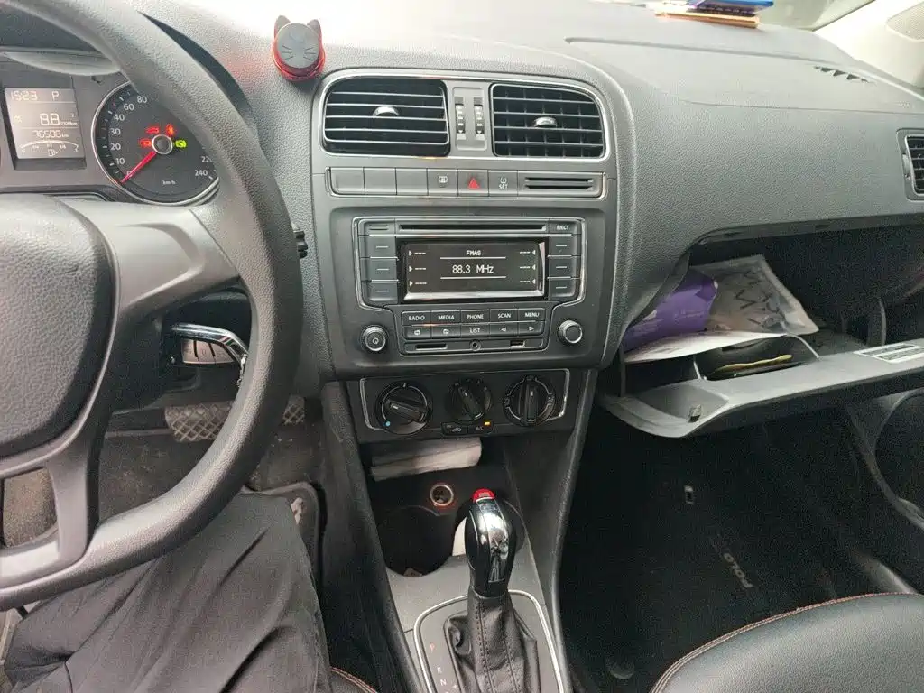 Polo 1.6 L Auto Comfort