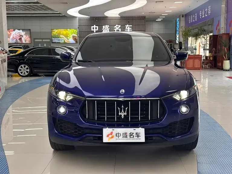 Maserati Levante 3.0 T Standard