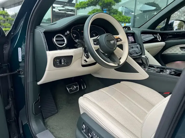 Bentley Bentayga 4.0 T V8