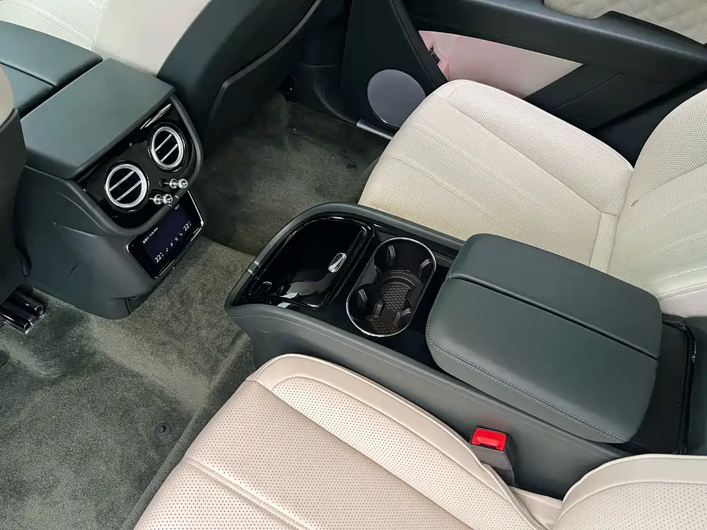 Bentayga 4.0 T V8