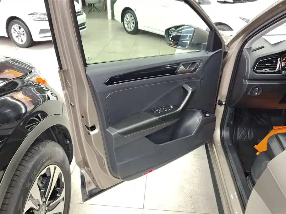T-ROC 280 TSI DSG 2 WD Comfort