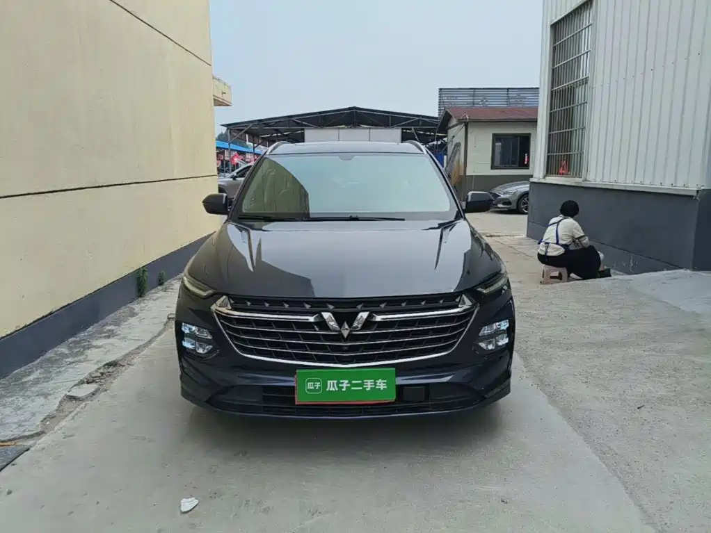 Wuling Victory 1.5 T CVT Flagship
