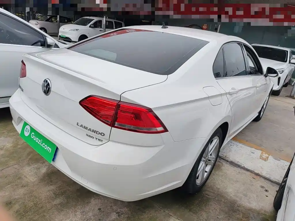 Lamando 280 TSI DSG Comfort