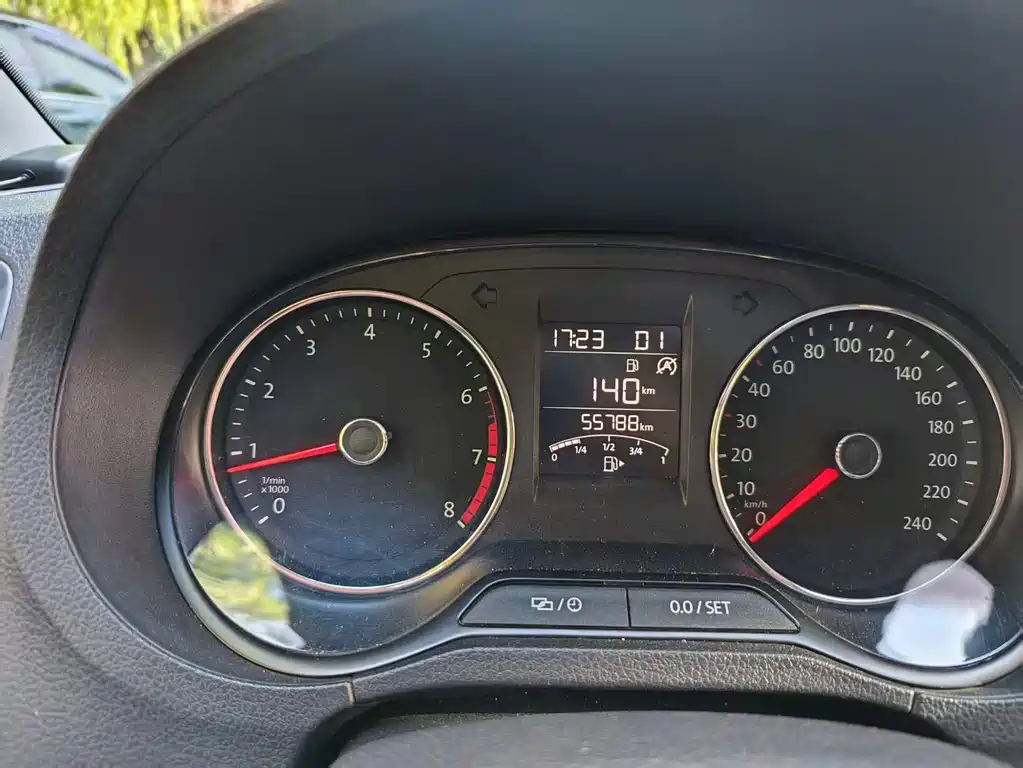 Polo 1.5 L Auto Safe Enjoyment